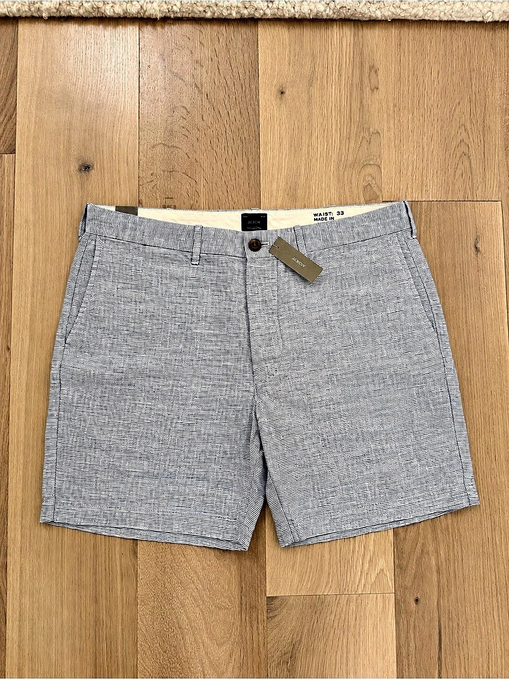 J.Crew Men's Seersucker 7" Short Shorts Gray & White Waist 33